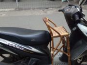 Bahaya Menambahkan Kursi Tambahan di Motor untuk Anak