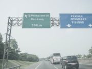 Tips Mengemudi Aman di Jalan Tol untuk Pemula