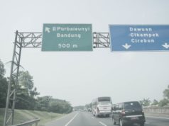 Tips Mengemudi Aman di Jalan Tol untuk Pemula