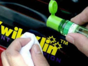 Cara Membersihkan Bekas Stiker di Bodi Motor