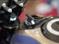 Tips Menyalakan Motor yang Lama Disimpan