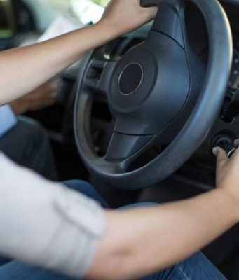 Memanaskan Mobil Sebelum Digunakan, Pentingkah?