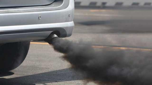 Awas--Ternyata-Ini-yang-Terjadi-Jika-Knalpot-Keluarkan-Asap-Hitam-atau-Biru--Begini-Solusi-Penanganannya-master-1331794123