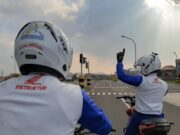 4 Kode Atau Isyarat Dasar Saat Touring Menggunakan Sepeda Motor
