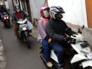 Tips Berkendara Sepeda Motor Di Jalan Sempit