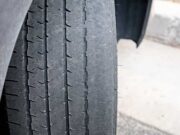 Sebab Ban Depan Mobil Lebih Cepat Aus Daripada Ban Belakang