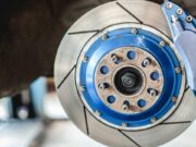 Penyebab Piston Kaliper Rem Mobil Berkarat dan Cara Membersihkannya