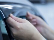 Cara Pasang Talang Air pada Mobil