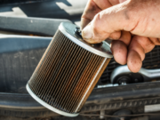 Cara Membersihkan Filter Bensin Mobil