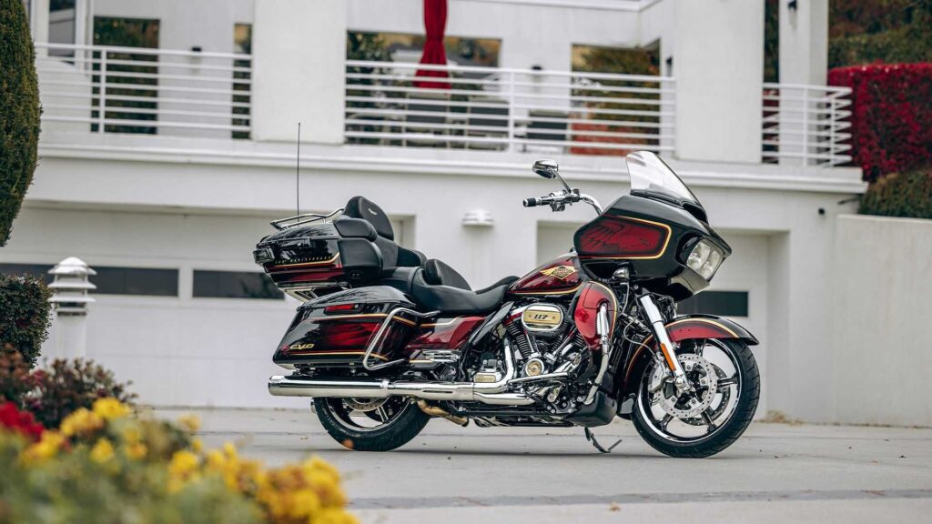 Harley-Davidson CVO Road Glide Limited 2023