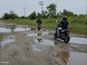 Sering Lewat Jalan Rusak, Bisa Sebabkan Back Pain