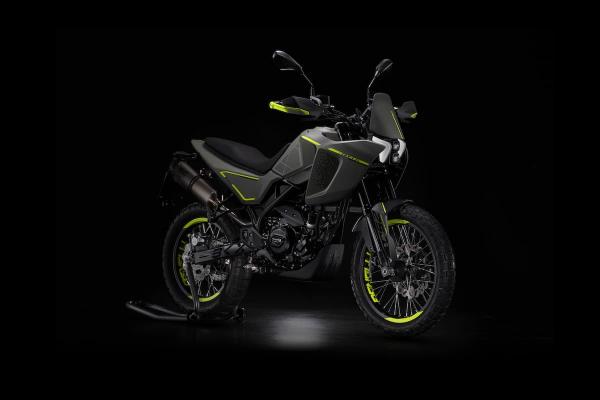 Benelli-BKX-250-01