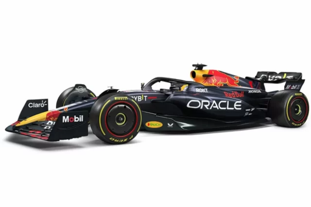 formula-1-red-bull-racing-laun-2