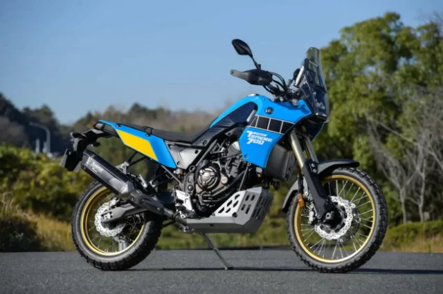 ym2304-00-01-yamaha-tenere