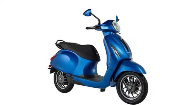bajaj-refreshes-the-chetak-electric-scooter-for-2023-in-india (1)