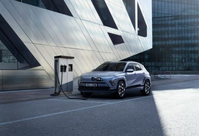 https___www.carscoops.com_wp-content_uploads_2023_03_2024-Hyundai-Kona-Electric-3-1024x701