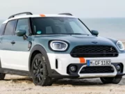 MINI Cooper S Countryman ALL4 Uncharted Edition Debut Dengan Nuansa Dua Warna