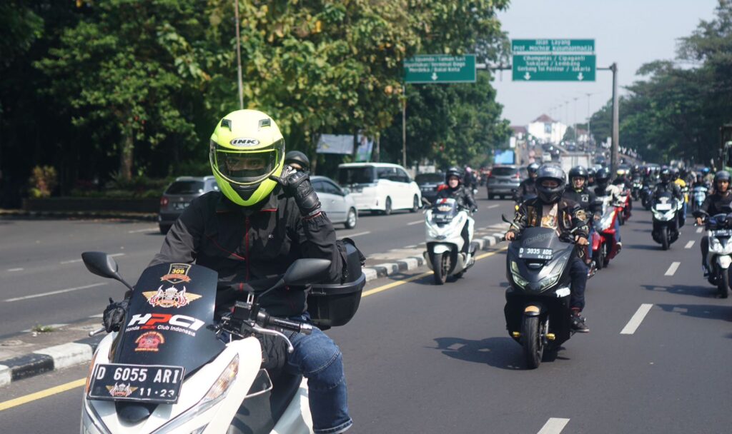 Gathering Konsumen Honda Vario 160 dan PCX 160