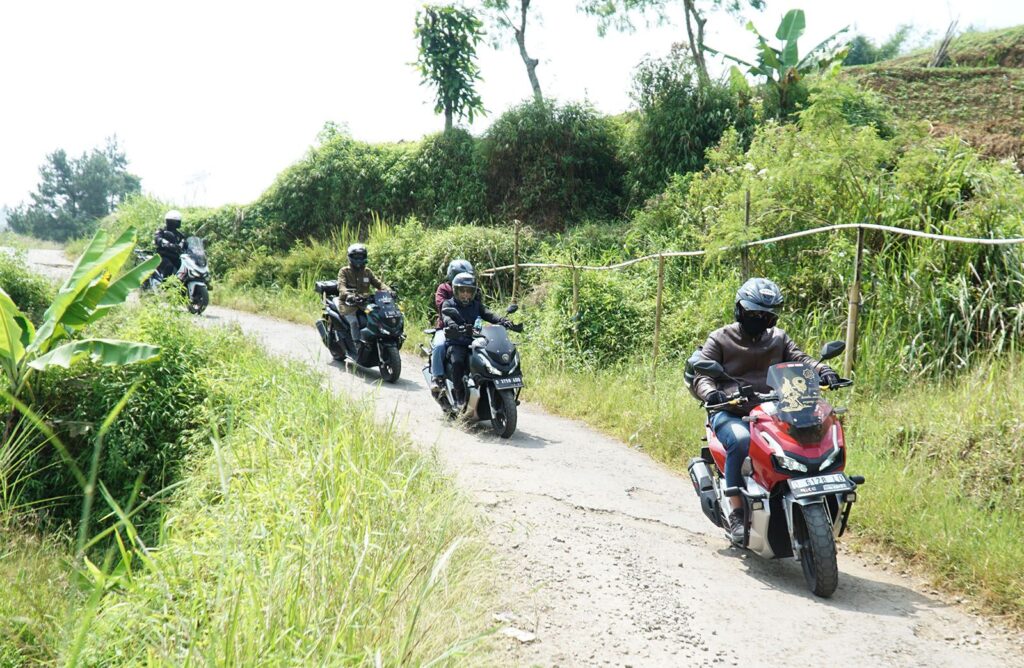 DAM Ajak Konsumen Rasakan Fitur dan Performa Terbaik dari Honda CB150X dan Honda ADV160