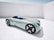 Triumph TR2 Roadster Elektrik Berbasis BMW i3