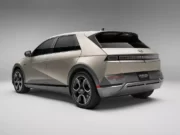 Pemilik Hyundai Ioniq 5 Keluhkan Kaca Spion Digital Berkabut Saat Hujan