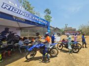 Ambil Bagian di bLU cRU School, Taklukan Trek Menantang Pakai Yamaha WR 155 R