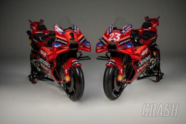 Ducati memperkenalkan livery MotoGP 2024 untuk Francesco Bagnaia, Enea Bastianini