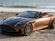 Aston Martin DB12 Bekerja Lebih Baik sebagai Mobil Convertible
