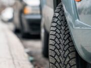 Tips Parkir di Tanjakan atau Turunan