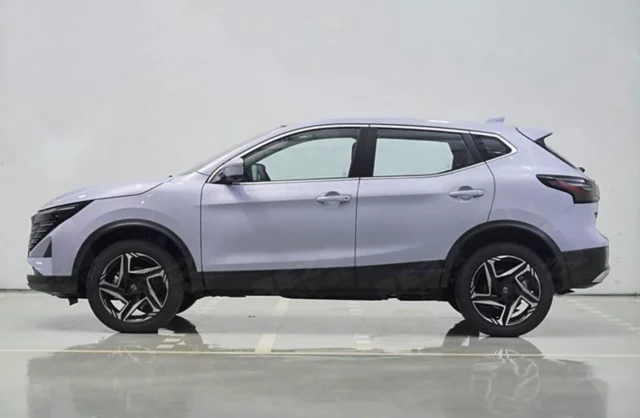 Nissan-QaSHQAI-gLORY-4-1536x1002