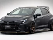 Varis Parts Membuat Toyota GR Corolla Tampak Seperti Hyper Hatch
