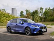 BMW Seri 1 Baru Pamerkan Cat Biru Matte