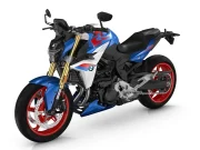 BMW F 900 R Terbaru Nampaknya Dibuat Khusus untuk Captain America