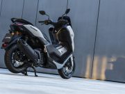 Yamaha NMAX 125, skutik sporty yang cocok untuk pemula