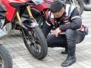 Tips Menjaga Agar Ban Sepeda Motor Awet dan Tahan Lama