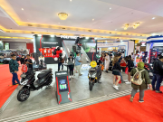 Polytron Raih Dua Penghargaan Sekaligus di Ajang IIMS 2025 Sebagai Best Booth dan Most Valuable EV Motorcycle
