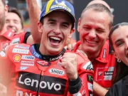 MotoGP Belanda 2025: Marc Marquez kalahkan Marco Bezzecchi dalam balapan dramatis