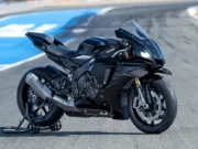 Yamaha memensiunkan mesin empat silinder legendarisnya di MotoGP