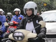 Tips Memilih Jaket untuk Pengendara Wanita