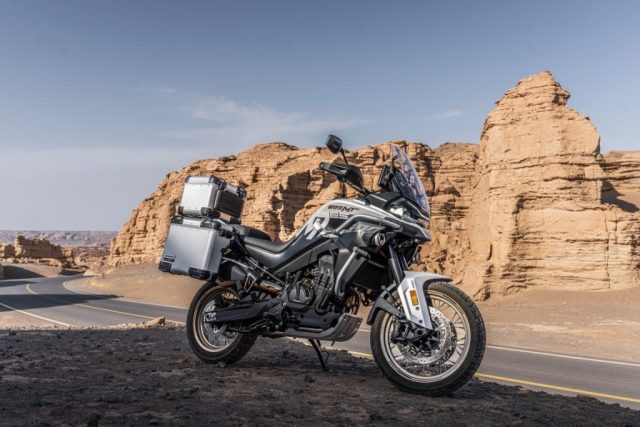 CFMOTO_800MT-ES_Outdoors_6-1024x683