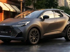 Toyota C-HR GR Sport yang Sebenarnya Anda Inginkan Kini Tampil Lebih Gelap