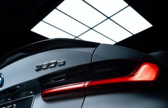 BMW Memastikan Seri 3 Generasi Berikutnya Akan Tetap Menggunakan Tenaga Hibrida Plug-In