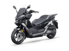 QJ MOTOR FORT 350 EVO menghadirkan tenaga 30 hp dan perlengkapan premium.