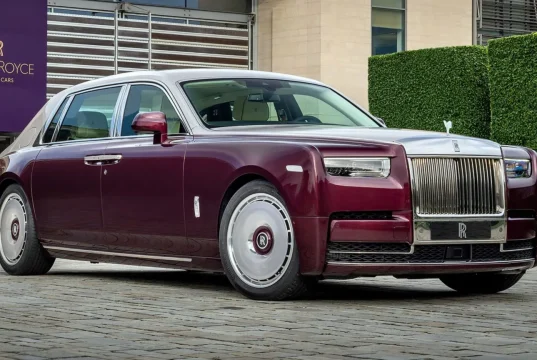 Rolls-Royce Phantom Hummingbird Edisi Terbatas Ini Adalah yang Pertama Menggunakan Cangkang Abalon