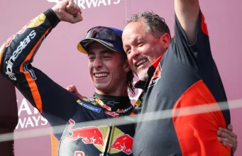 Marc Marquez memperingatkan tentang “monster” Pedro Acosta dalam pertarungan MotoGP 2027.