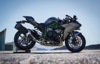 Kawasaki menghadirkan kembali Ninja H2 untuk tahun 2027