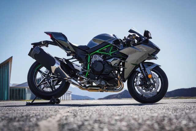 kawasaki-ninja-h2-2027-2-1024x683