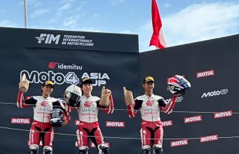 Melesat di Motegi, Badly Persembahkan Podium IM4AC untuk Indonesia